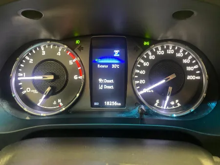 HILUX 4X4 SRX 2024- imgN°6