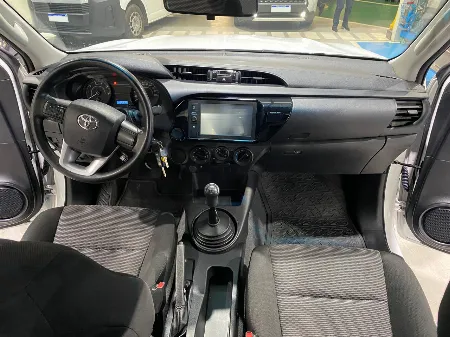HILUX DX 4X2 2023- imgN°2