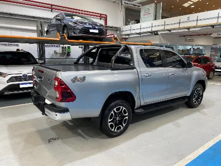 HILUX SRX 4X4 AT 2023- imgN°3