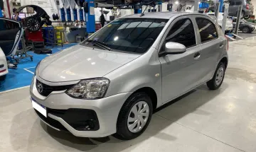 Img usado TOYOTA ETIOS X MT