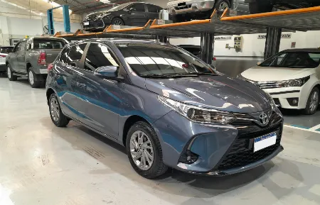 YARIS XLS CVT 2023- imgN°1