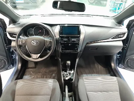 YARIS XLS CVT 2023- imgN°6