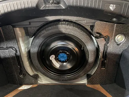 YARIS XLS PACK CVT 2024- imgN°2
