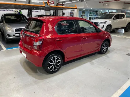TOYOTA ETIOS XLS 2022- imgN°2