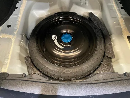 YARIS XLS SEDAN 2022- imgN°5